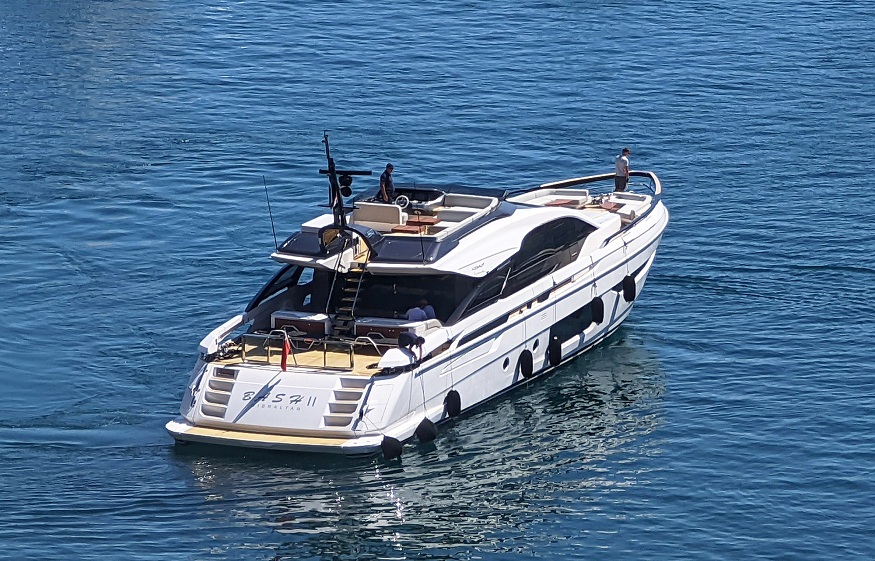luxury sport boats